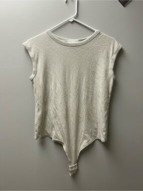 Universal Threads Women’s Ribbed Beige Bodysuit